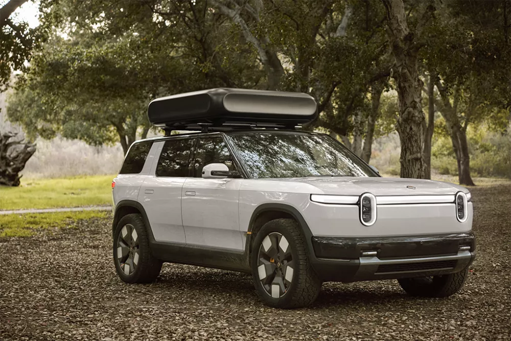 Rivian, Rivian Vehicles, Rivian R2, Rivian R3, Rivian R3X, Rivian Pike's Peak, Rivian Pike's Peak Truck, Rivian R1T, Pistons & Pretzels, Pistons and Pretzels, Car Community, Car Design, Car Event, Benda, Benda Motorcycles, Motorcycles, Transportation Design, Vehicle Design