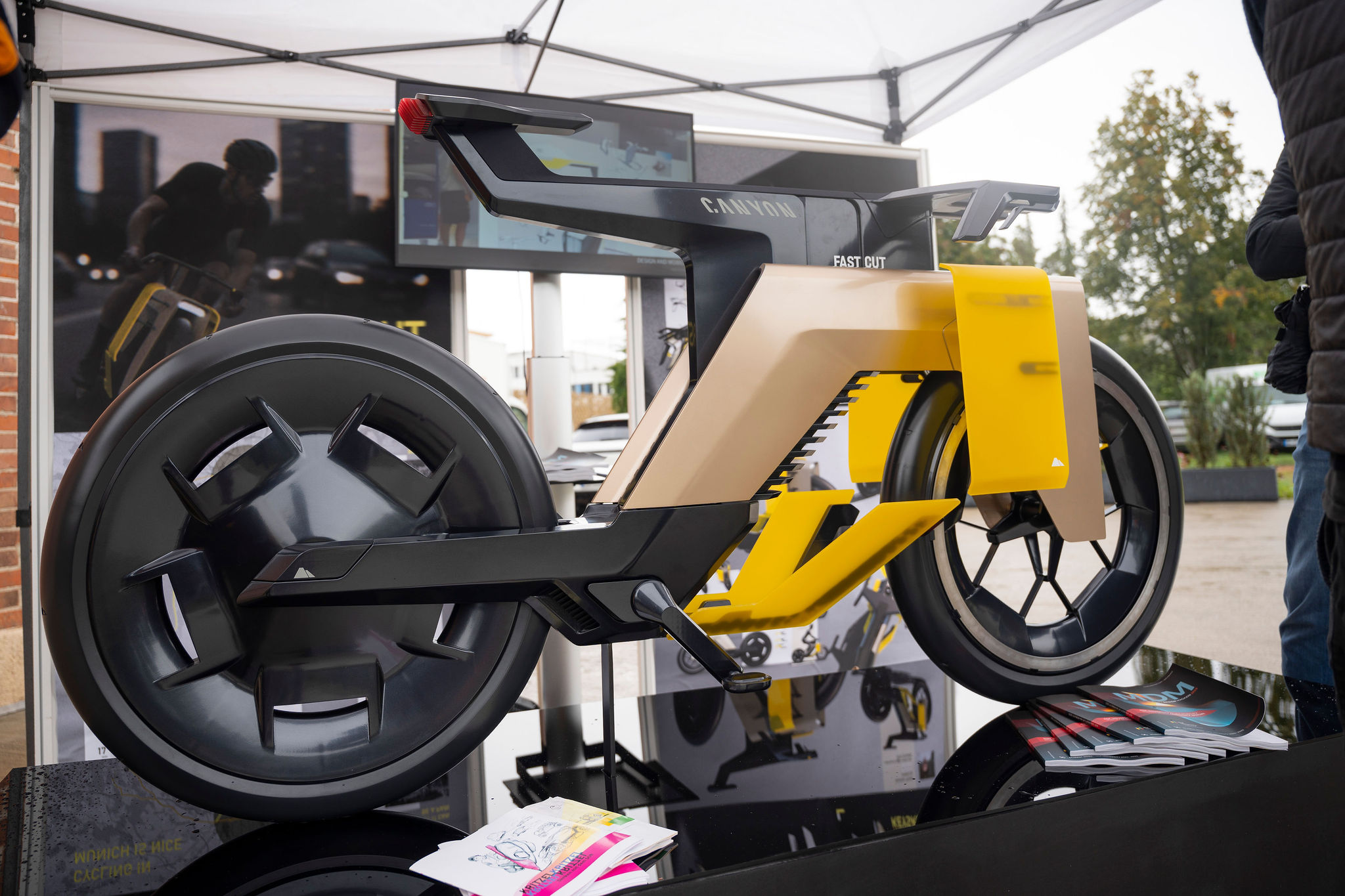 Pistons & Pretzels Munich - quer