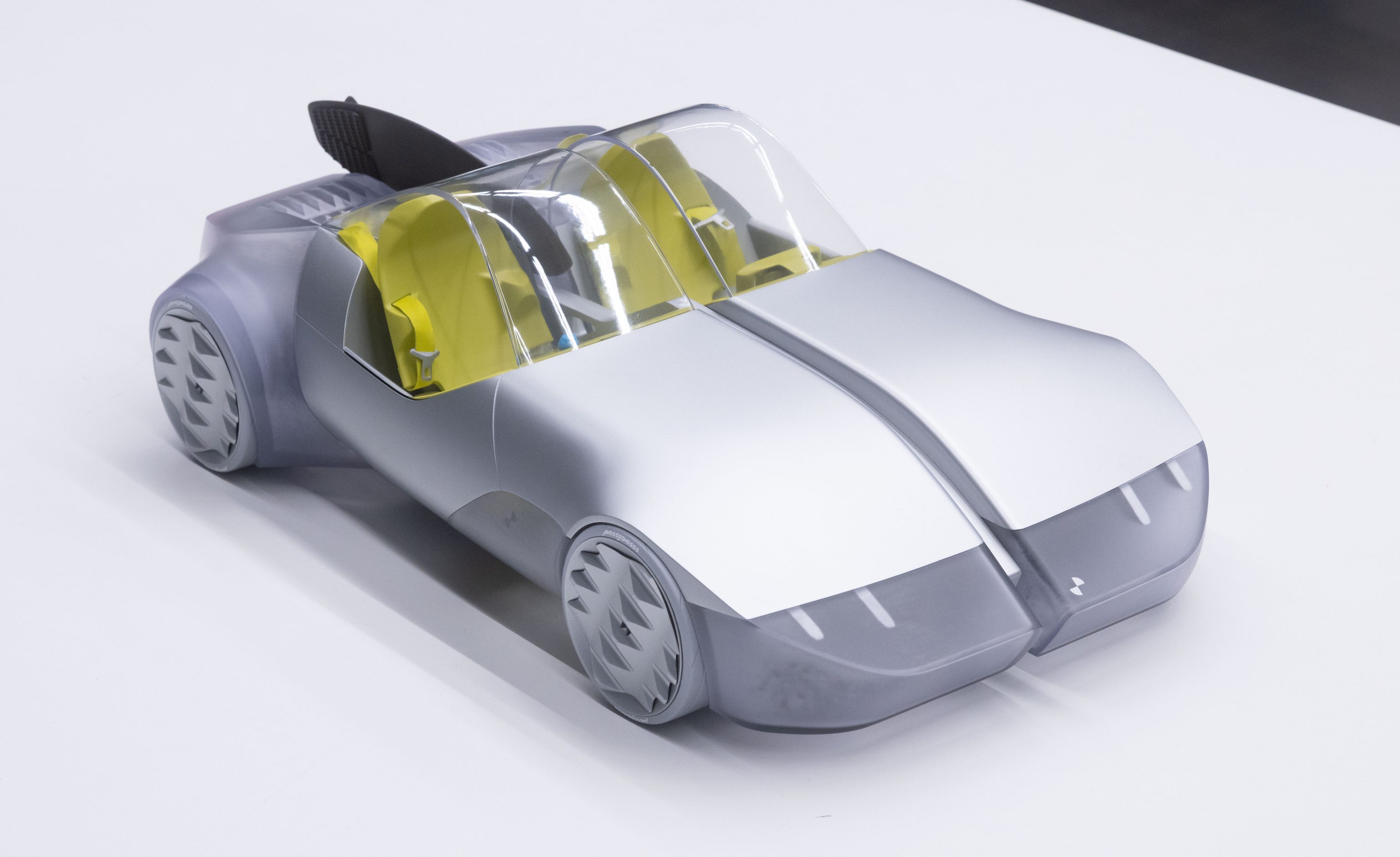 The BMW MUC is designed in the context of a bachelor thesis at Pforzheim University will be displayed at Pistons & Pretzels Munich, a car event hosted by Konzepthaus to bring together the automotive design industry.